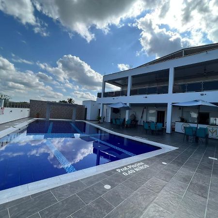 Hotel Magfair Doradal المظهر الخارجي الصورة